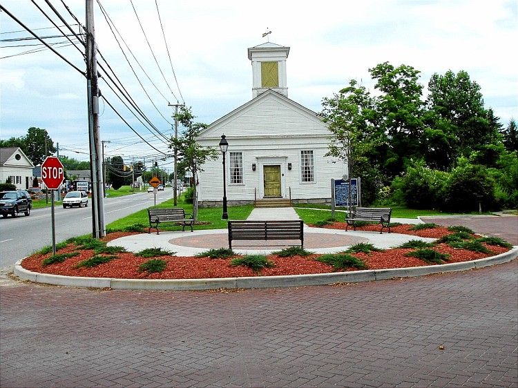 File:Old Town Hall, Hebron CT.jpg