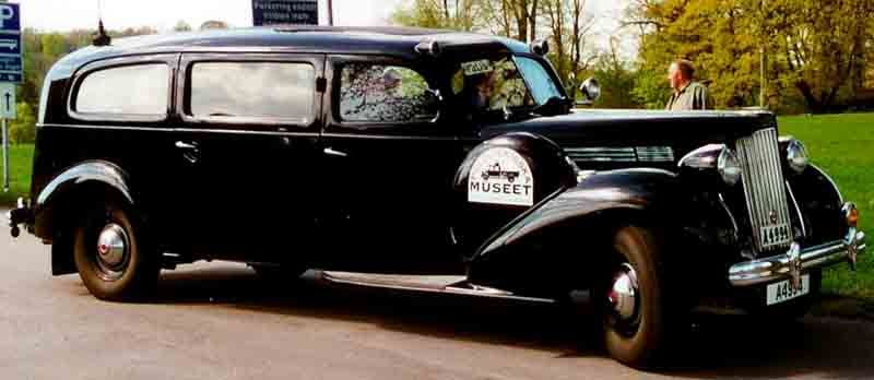 File:Packard 1701 Police 1939.jpg