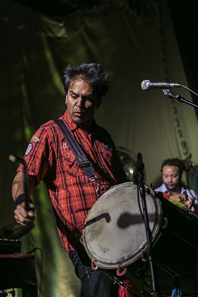 File:Sunny Jain on the dhol.jpg