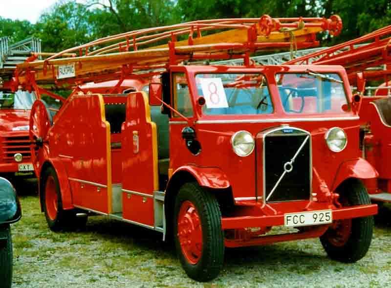 File:Volvo LV 75 B Fire Engine 1934.jpg