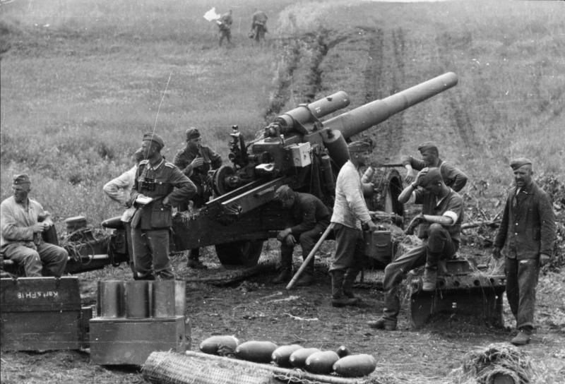 File:Bundesarchiv Bild 101I-078-3073-23A, Russland, Kursk, Artillerie.jpg