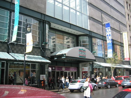 File:Centre Eaton Montreal.png