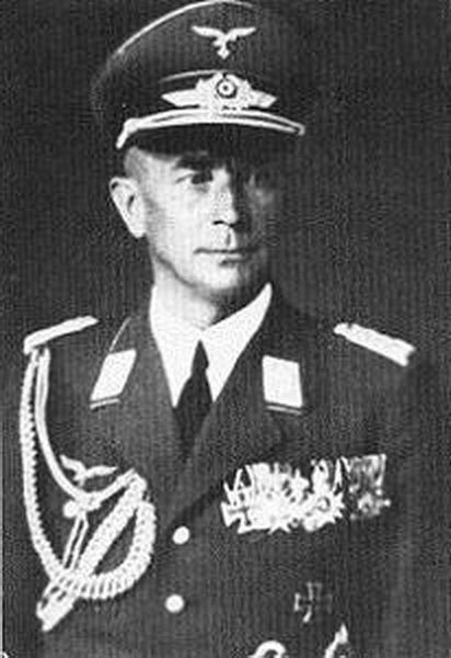 File:Generalleutnant Hilmer Freiherr von Bülow.jpg