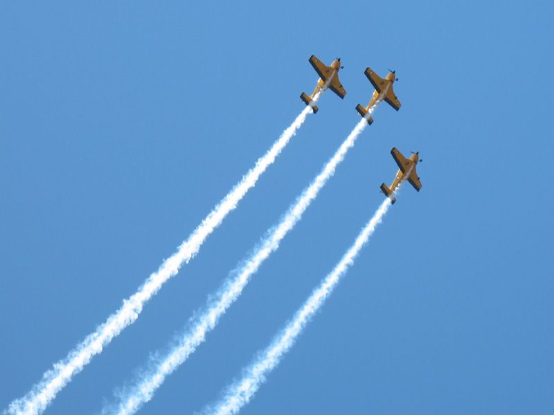 File:Tcas-aerobatics3.jpg