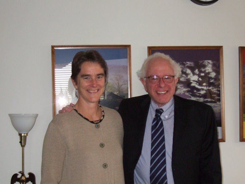 File:Bernie Sanders and Gaye Symington.jpg