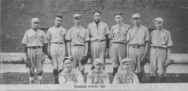 File:DCHS Baseball - Early 1900s.jpg