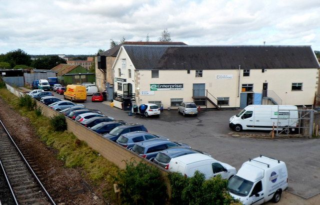 File:Enterprise Rent-a-Car, Chippenham (geograph 3354392).jpg