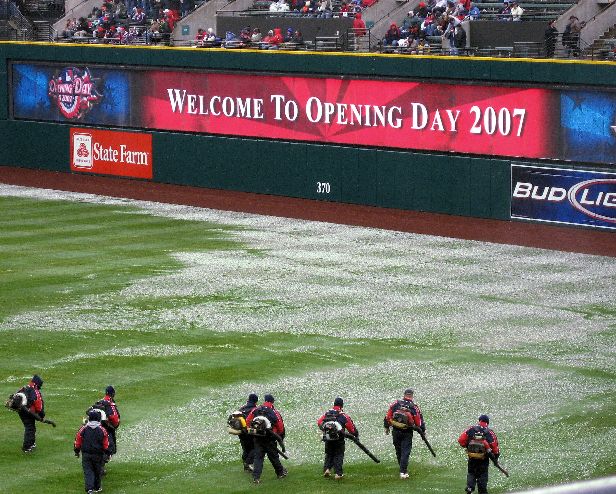 File:Snowed out on opening day.jpg