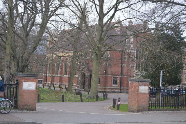 File:The Leys School Chapel.jpg