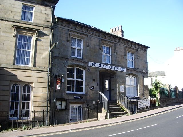 File:Court House, Cockermouth.jpg