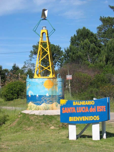 File:Entrada Santa Lucia Boya.jpg