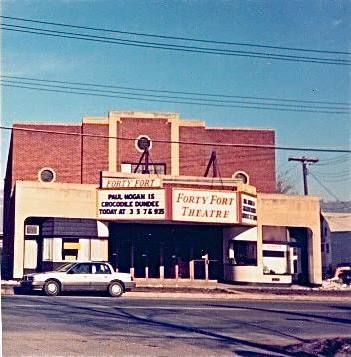 File:Forty Fort Theater in 1987.jpg