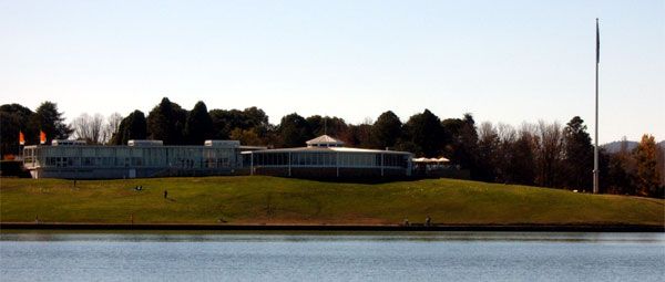 File:Peace symbol Canberra.jpg