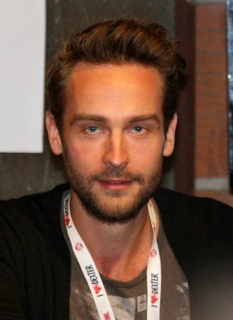 File:Tom Mison.JPG