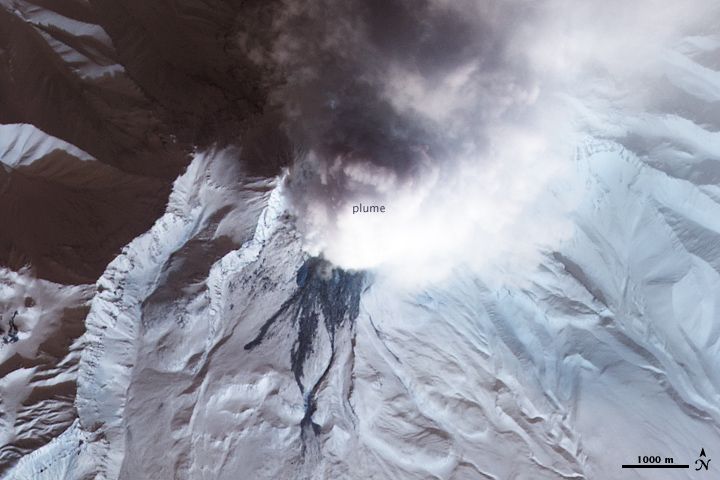 File:Volcanic Plume over Shiveluch Volcano 2010-02-13.jpg