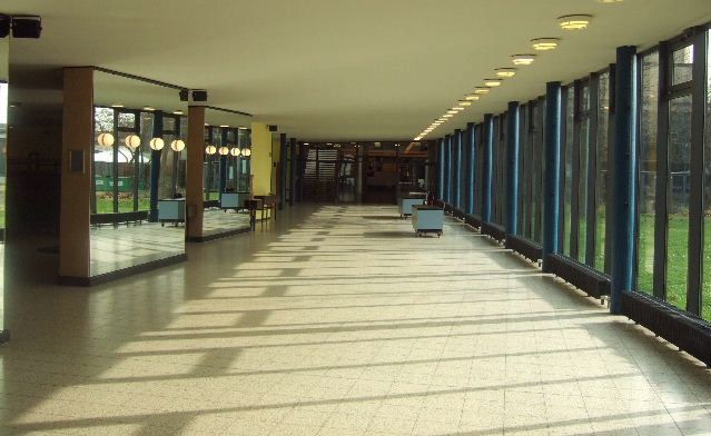 File:Beethovenhalle22.jpg