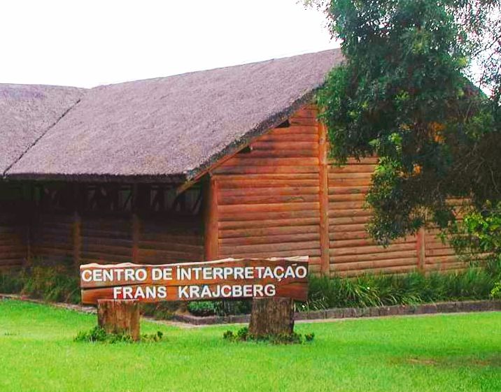 File:Centro de Interpretação da Natureza Frans Krajcberg.10.jpg