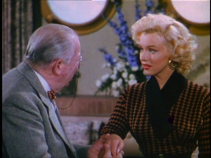 File:Gentlemen Prefer Blondes Movie Trailer Screenshot (25).jpg