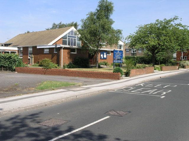 File:St Mark's - geograph.org.uk - 210518.jpg