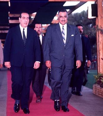 File:Charles Helou and Nasser in 1964.jpg