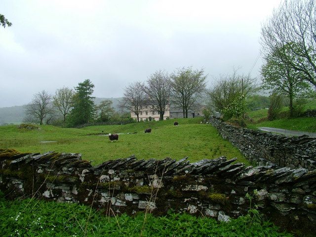 File:Cowmire Hall - geograph.org.uk - 1287979.jpg