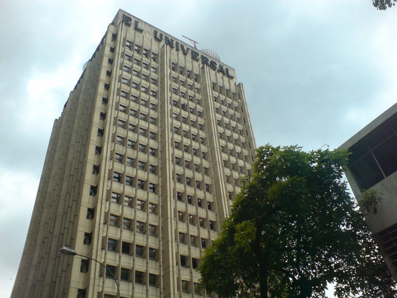 File:El Universal Building, Caracas.jpg