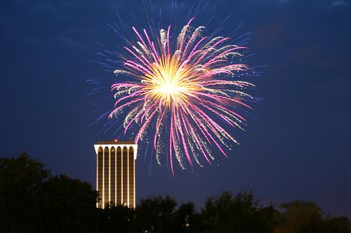 File:Fireworks in downtown columbus, ga.jpg