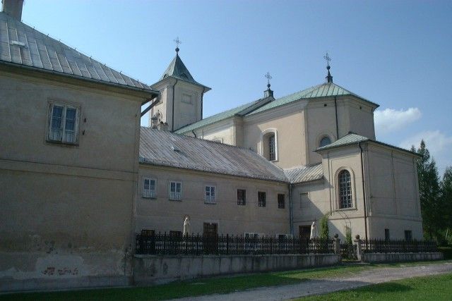 File:Poland Imbramowice - convent.jpg