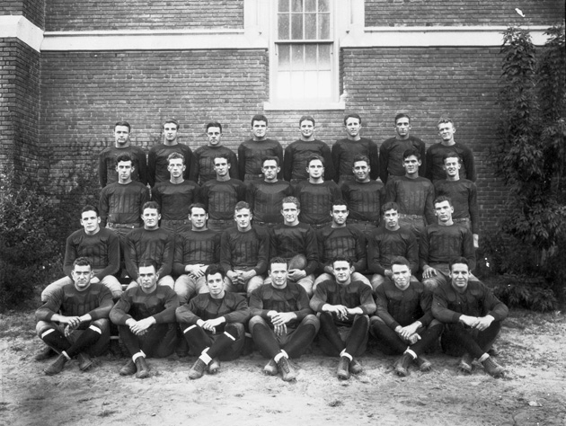 File:1929 Florida Gators football team.png