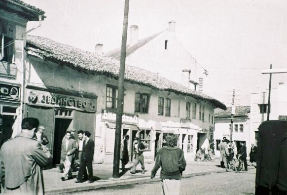 File:Old Bazaar of Prishtina 11.jpg