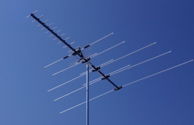 File:Digital-tv-antenna-620x400.jpg