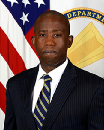 File:Earl G. Matthews.png