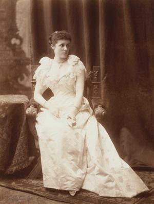 File:Hersey Hope, Marchioness of Linlithgow.jpg