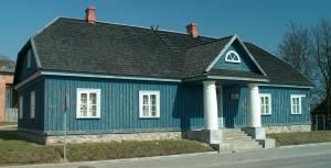 File:Trakai wooden houses.jpg