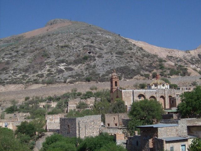 File:CerroSnPedro Mexico.jpg