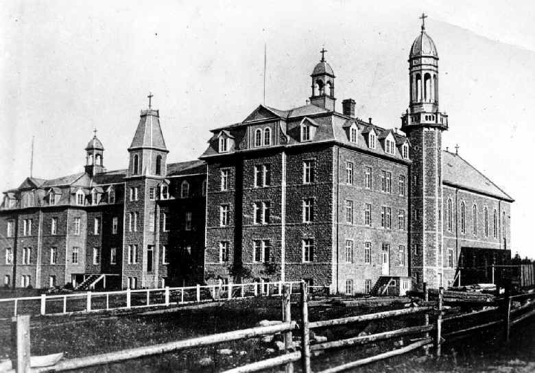 File:College Caraquet.jpg