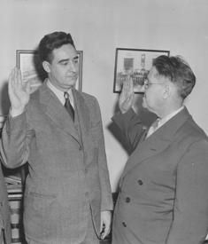 File:Joseph M. Ford Taking Oath 1945.JPG