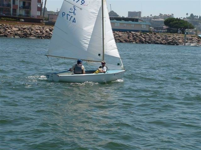 File:Lido 14 dinghy.jpg