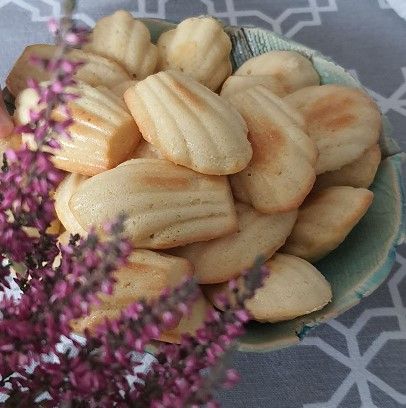 File:Madeleines pic.jpg