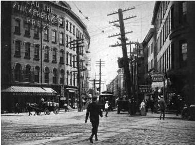 File:BroadwaysouthAlbany1914.jpg