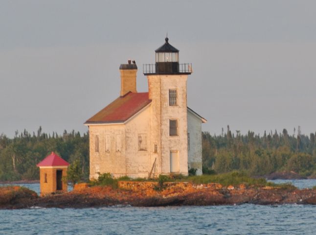 File:Gull-rock-light-station-michigan-july-2017.jpg