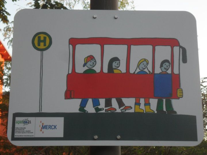 File:Haltestellentafel eines Pedibus.jpg