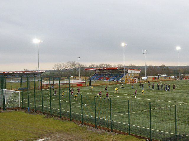 File:Hinckley United all weather.jpg