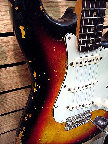 File:1963 Fender Stratocaster ($4,200).jpg