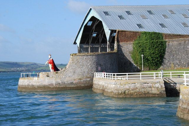 File:Ancient Dockyard - geograph.org.uk - 1204244.jpg