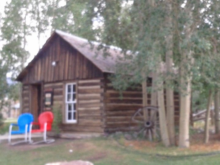 File:Frisco Historic Park - Woods Cabin.jpg