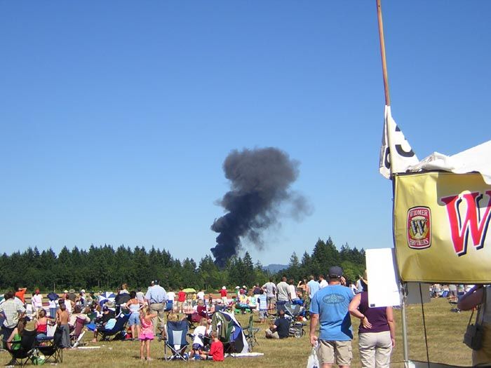 File:Hawker Hunter Hillsboro Air Show Crash2.JPG