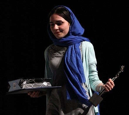 File:Mona Ahmadi.jpg