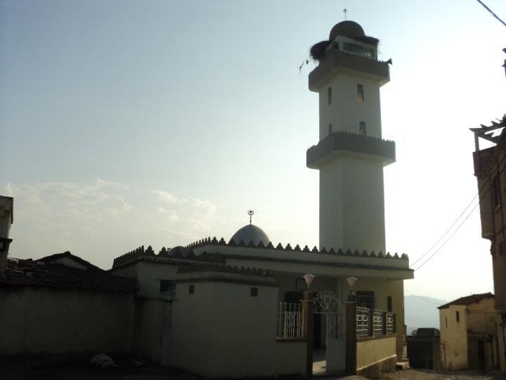 File:Mosquée de Tala Athmane.jpg