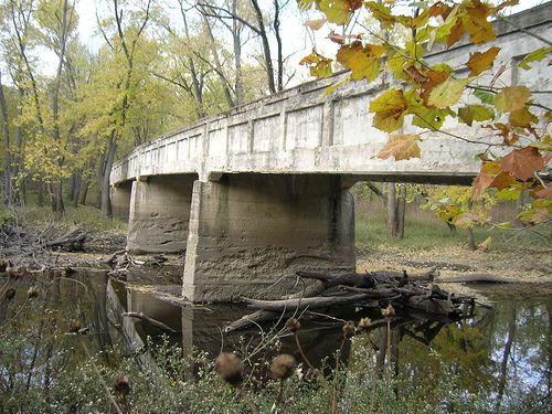 File:Sangamon River bridge Robert Allerton Park.jpg